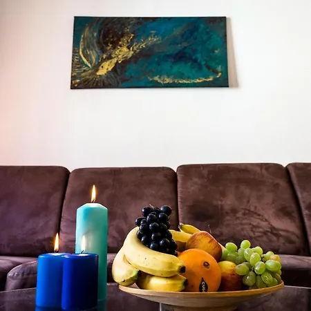 Luxery Flat With Netflix In City 5min To Harbour *