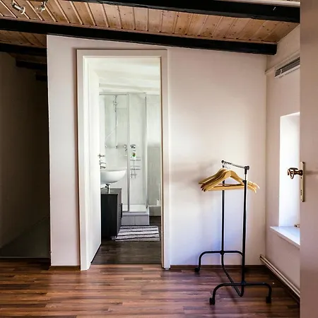 Luxery Flat With Netflix In City 5min To Harbour *