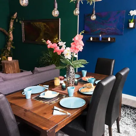 Luxery Flat With Netflix In City 5min To Harbour *